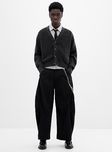 Loose sateen pleated pant <b>Barrel fit</b>