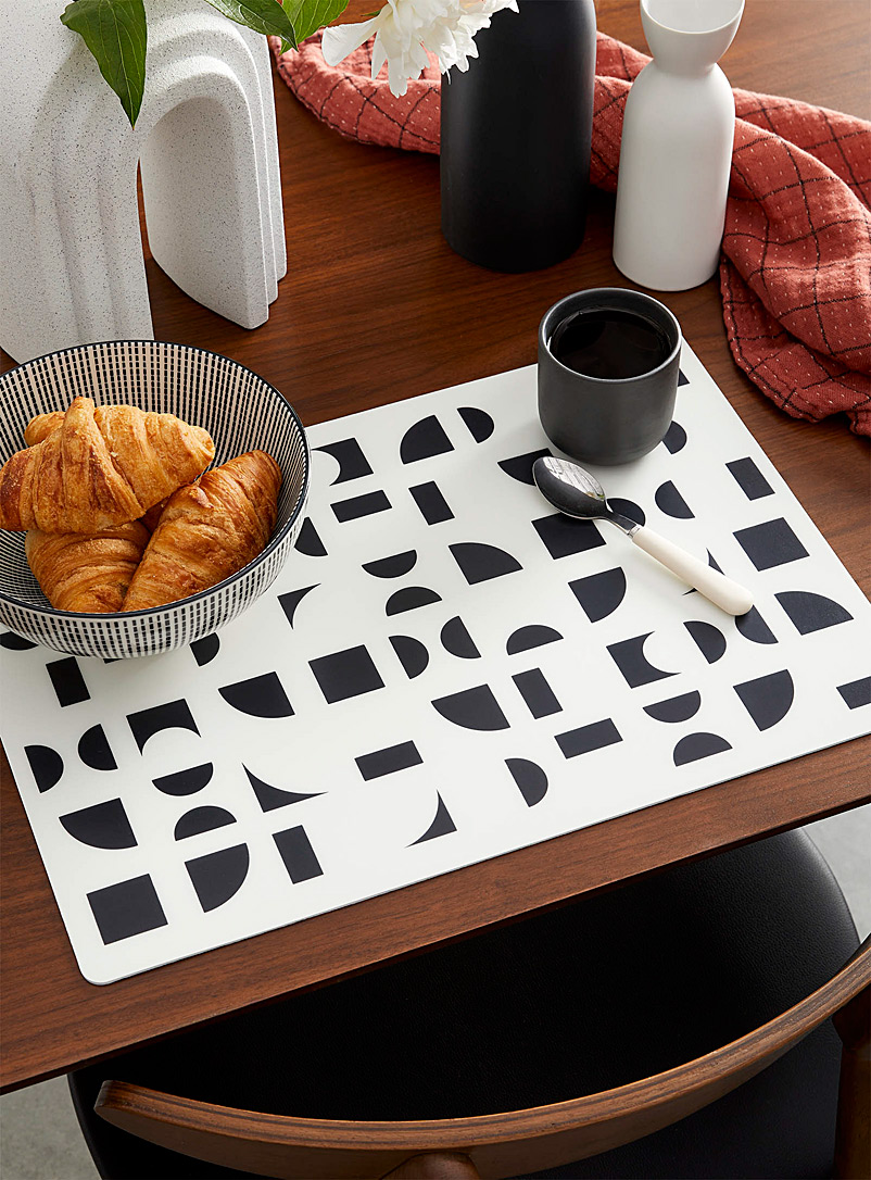 Simons Maison Assorted white  Artistic geometry placemat