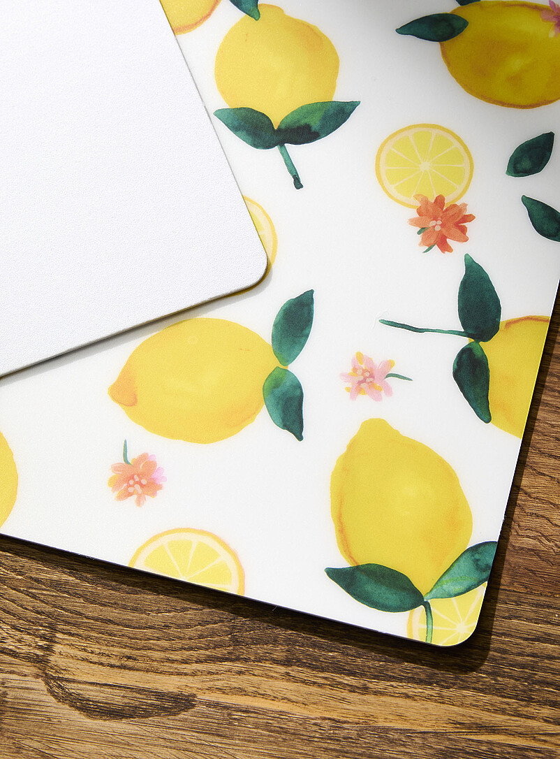 Simons Maison: Les napperons vinyle citrons jaunes Ensemble de 2 <b>Collection exclusive Vivre dehors</b> &Eacute;cru &agrave; motifs