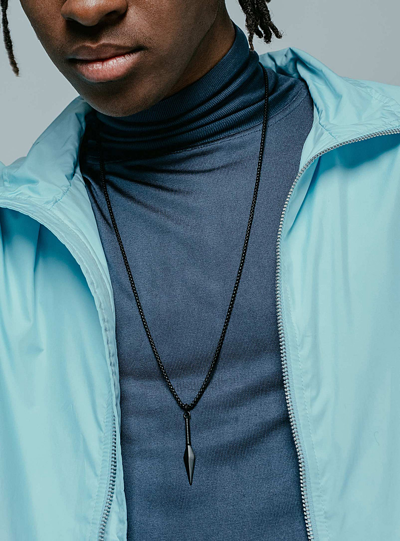 Vitaly: La chaîne à pendentif Kunai Noir pour homme