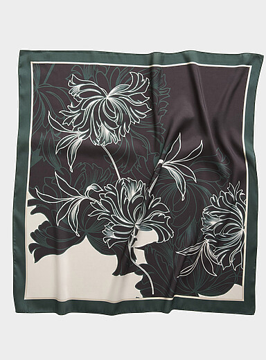 Forest green floral illustration neckerchief <b>Exclusive collection from Italy</b>