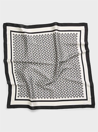Geo flower retro neckerchief <b>Exclusive collection from Italy</b>
