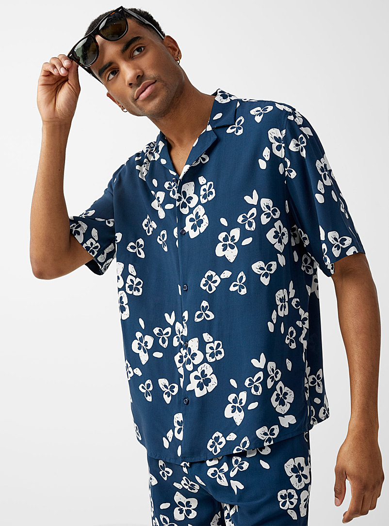 Le 31 Patterned Blue Exotic flower camp shirt Comfort fit for men