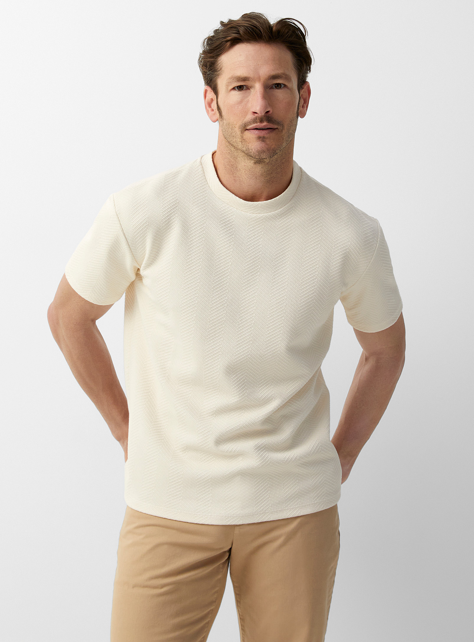 Le 31 Embossed Herringbone T-shirt In Ivory/cream Beige