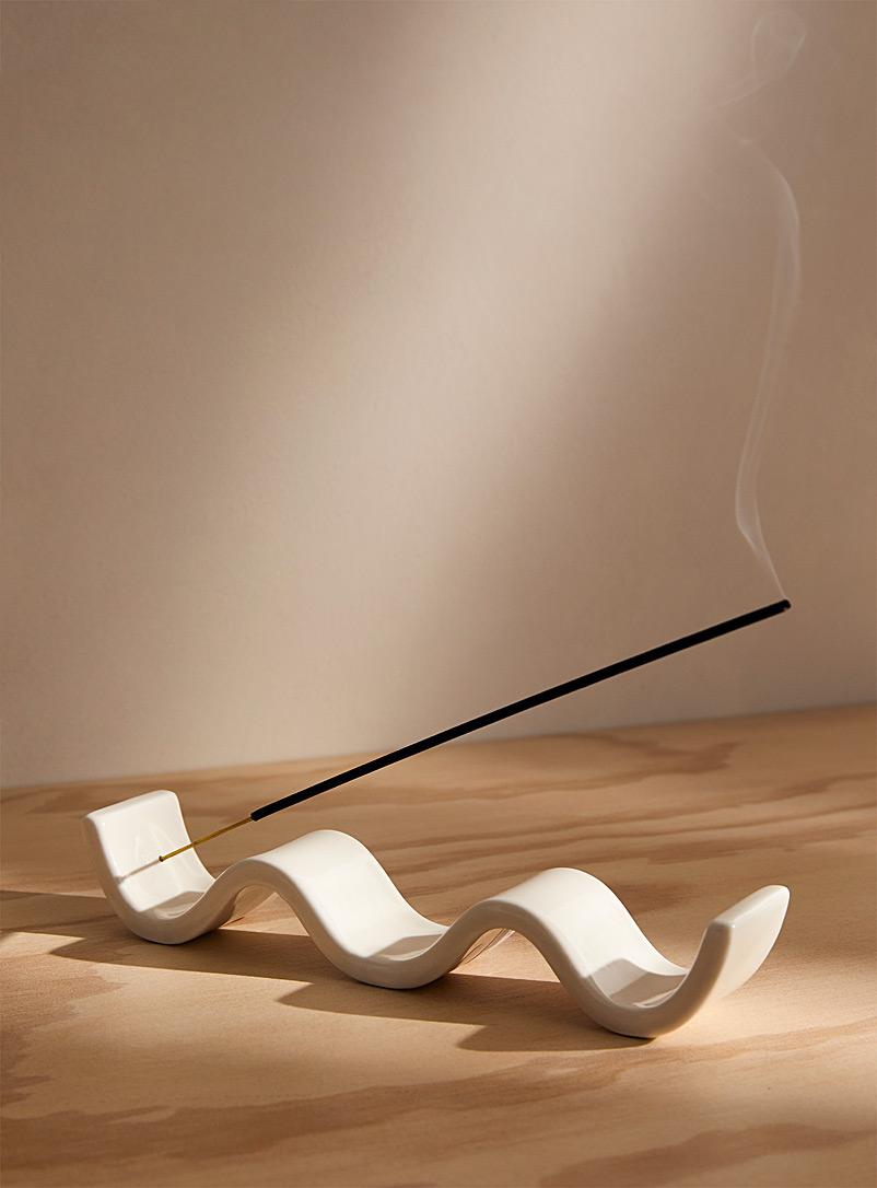 Simons Maison Ivory White Ceramic wave incense holder