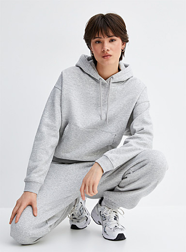 Miiyu Simons Exclusive hoodie  Hoodies shop, Hoodies, Fashion