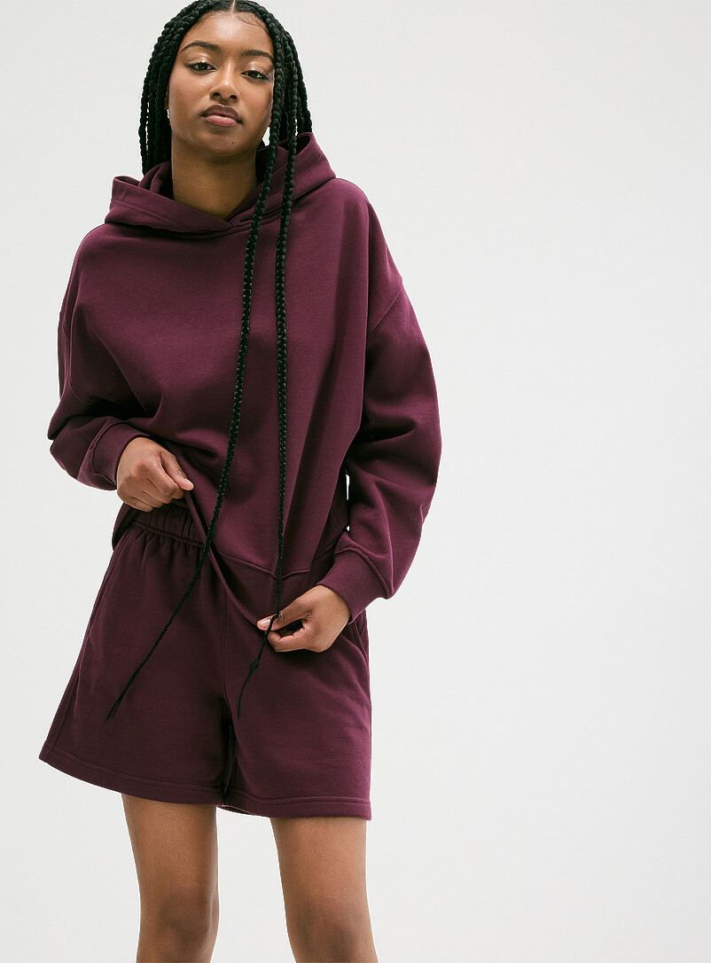 Twik: Le sweat droit &agrave; capuche Vert &agrave; motifs pour femme