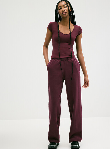 Twik Burgundy Straight-leg fleece pant for women