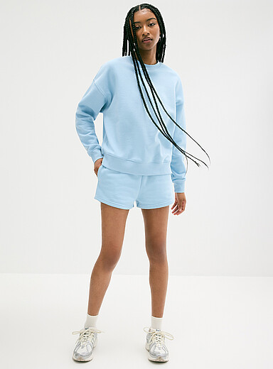 Twik: Le short mini molleton Bleu p&acirc;le pour femme