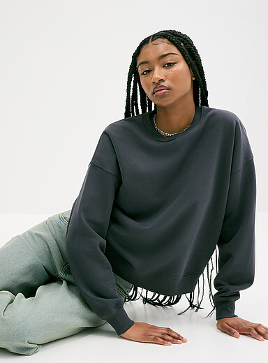 Le sweat col rond ample molleton
