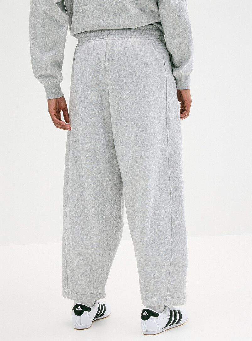 Twik: Le pantalon ballon molleton Gris p&acirc;le pour femme