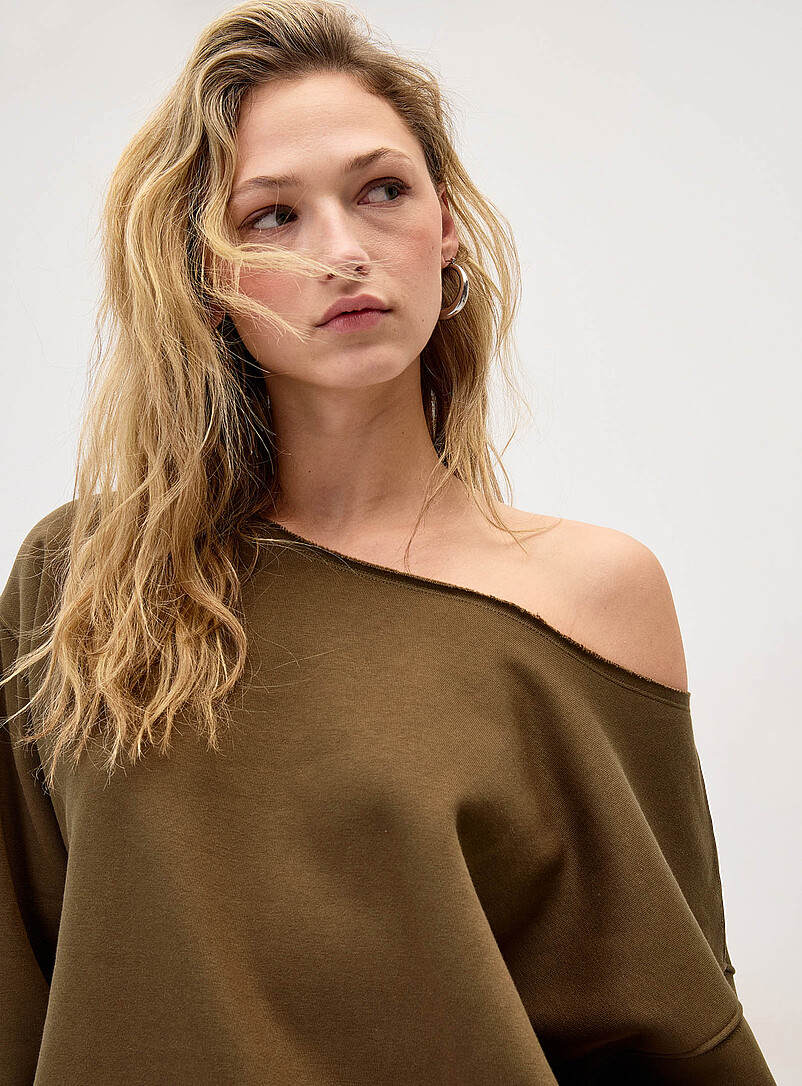 Twik Mossy Green Off-the-shoulder sweater for women
