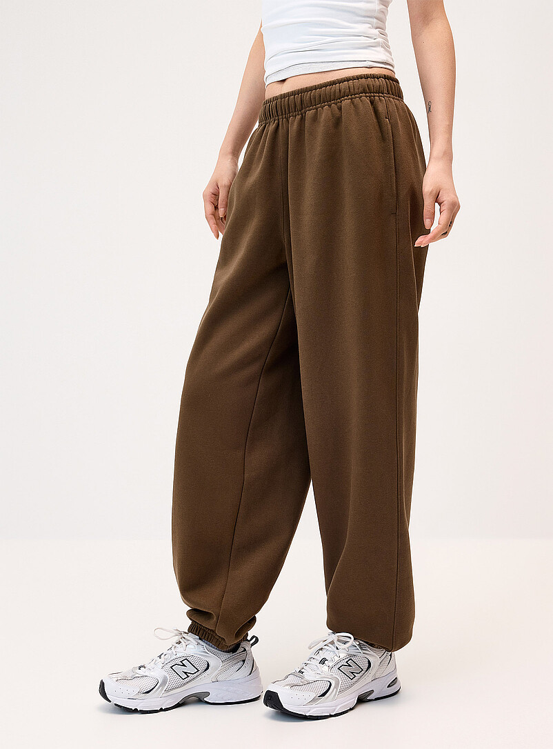 Twik: Le jogger ample molleton uni Bleu royal - Saphir pour femme