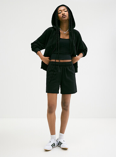 Le short molleton mi-cuisse