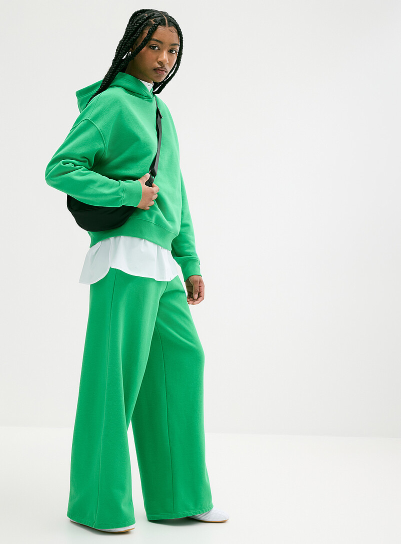Extra-Wide Fleece Pant
