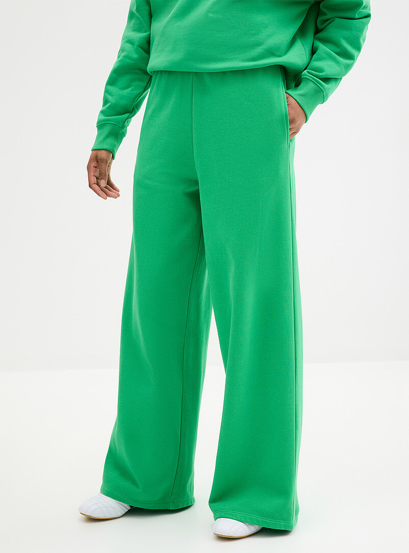 Extra-wide fleece pant product image 2