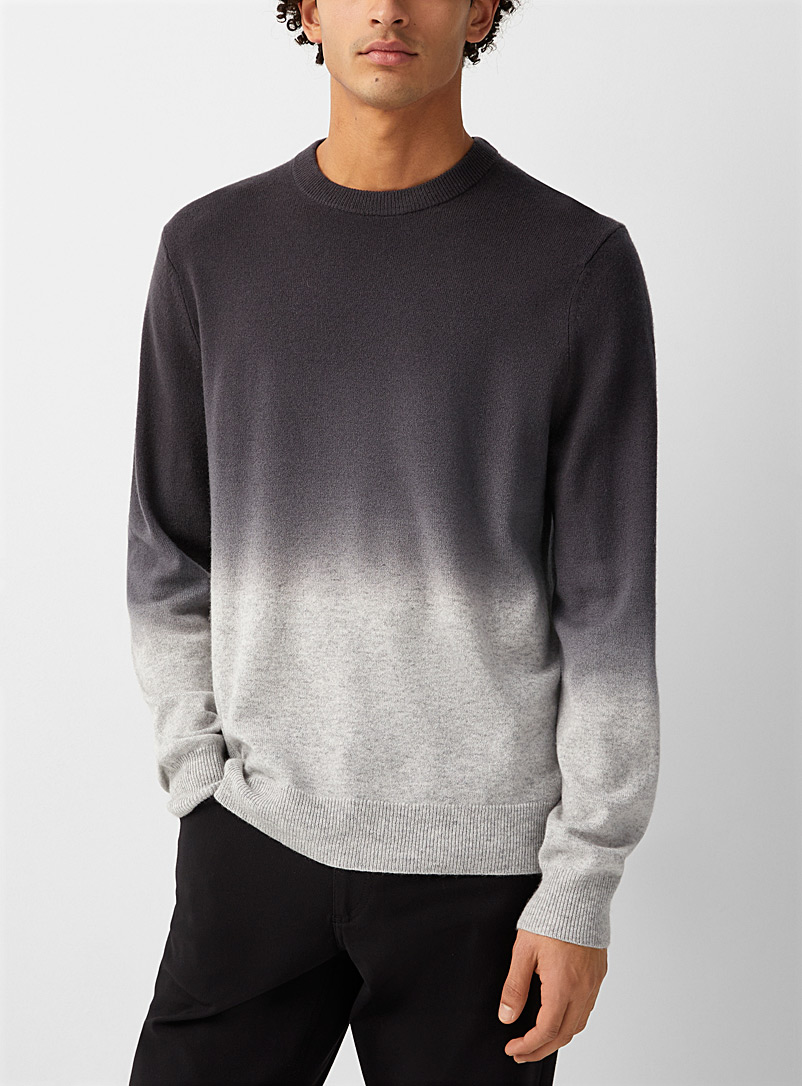 Theory Grey Hilles grey gradient cashmere sweater for men