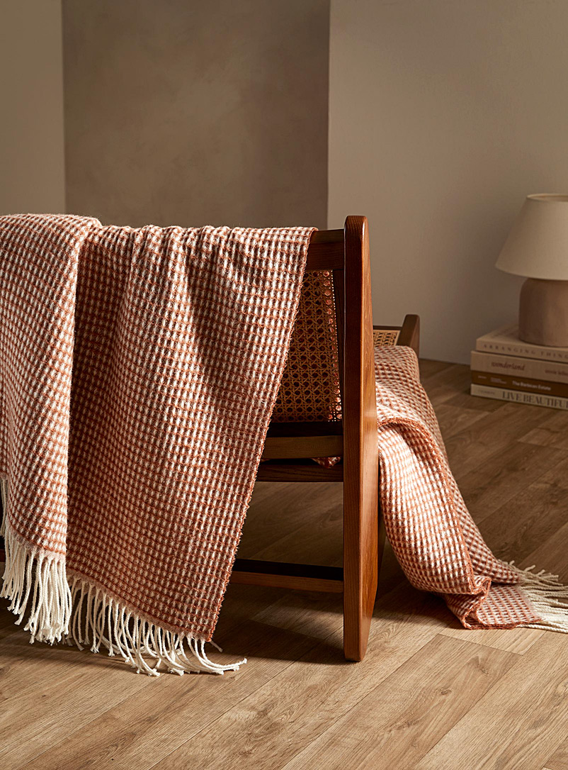 Throw Blankets | Decor | Simons