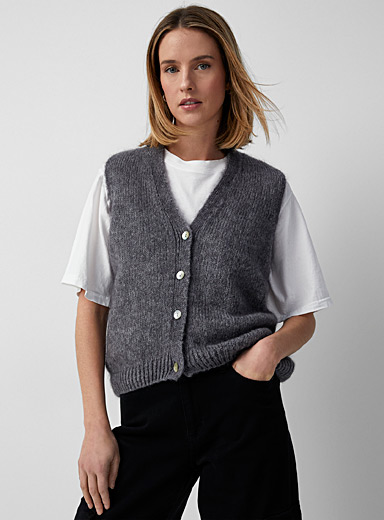 Mother-of-pearl buttons mohair sweater vest | Contemporaine