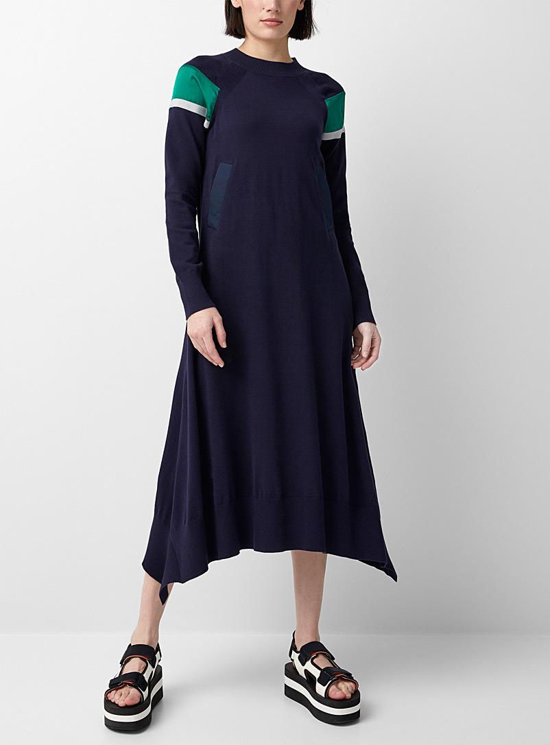 Sacai: La robe pull bimatière Marine pour femme