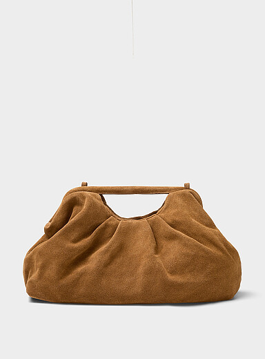 Le sac de soir&eacute;e XL su&egrave;de pliss&eacute; <b>Collection exclusive d'Italie</b>