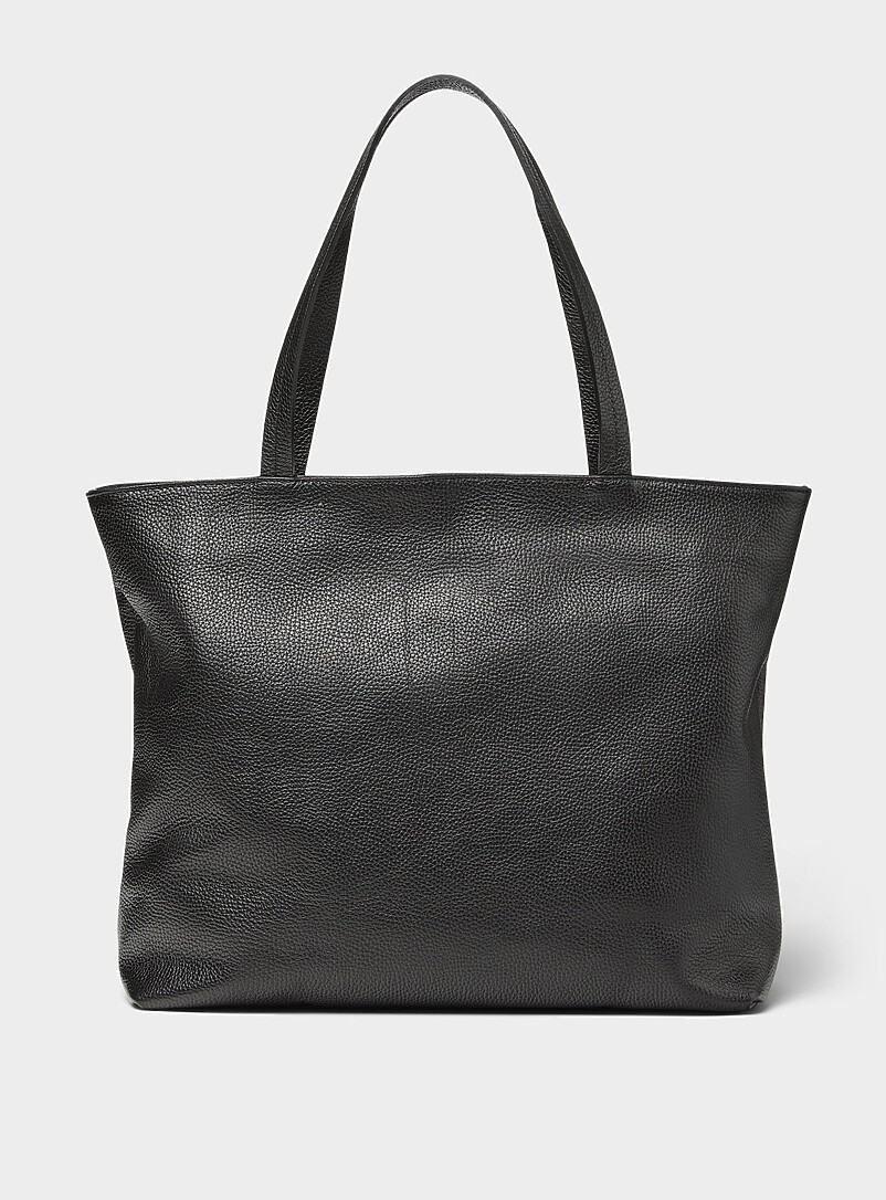 Pebbled Leather Zipped Tote Exclusive Collection From Italy