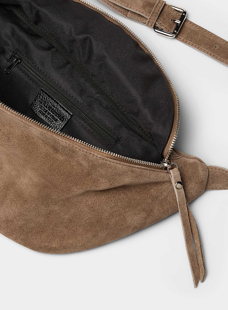 Le 31: Le sac banane su&egrave;de v&eacute;ritable <b>Collection exclusive d'Italie</b> Chocolat - Espresso pour homme
