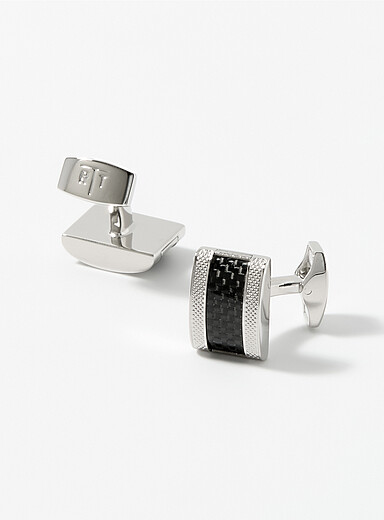 D-Shape cuff buttons