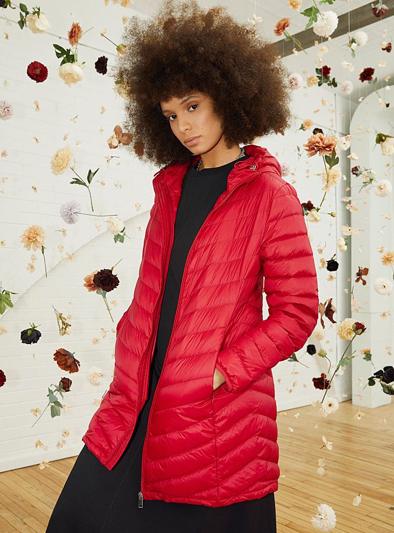 Contemporaine Cherry Red Recycled nylon 3/4 puffer jacket for women