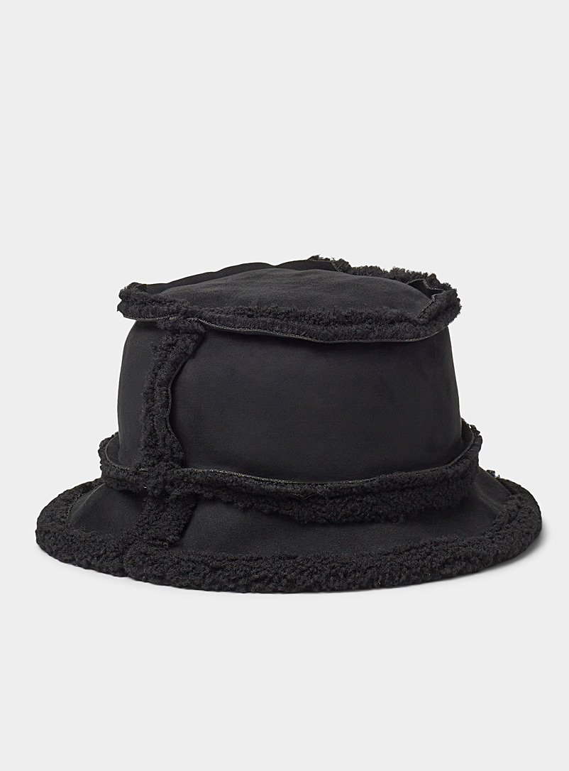 Simons Black Reversible sherpa bucket hat for women