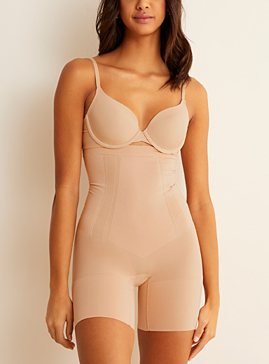 Spanx Beige/Greige OnCore high-waisted shaper short Length: 7" for women