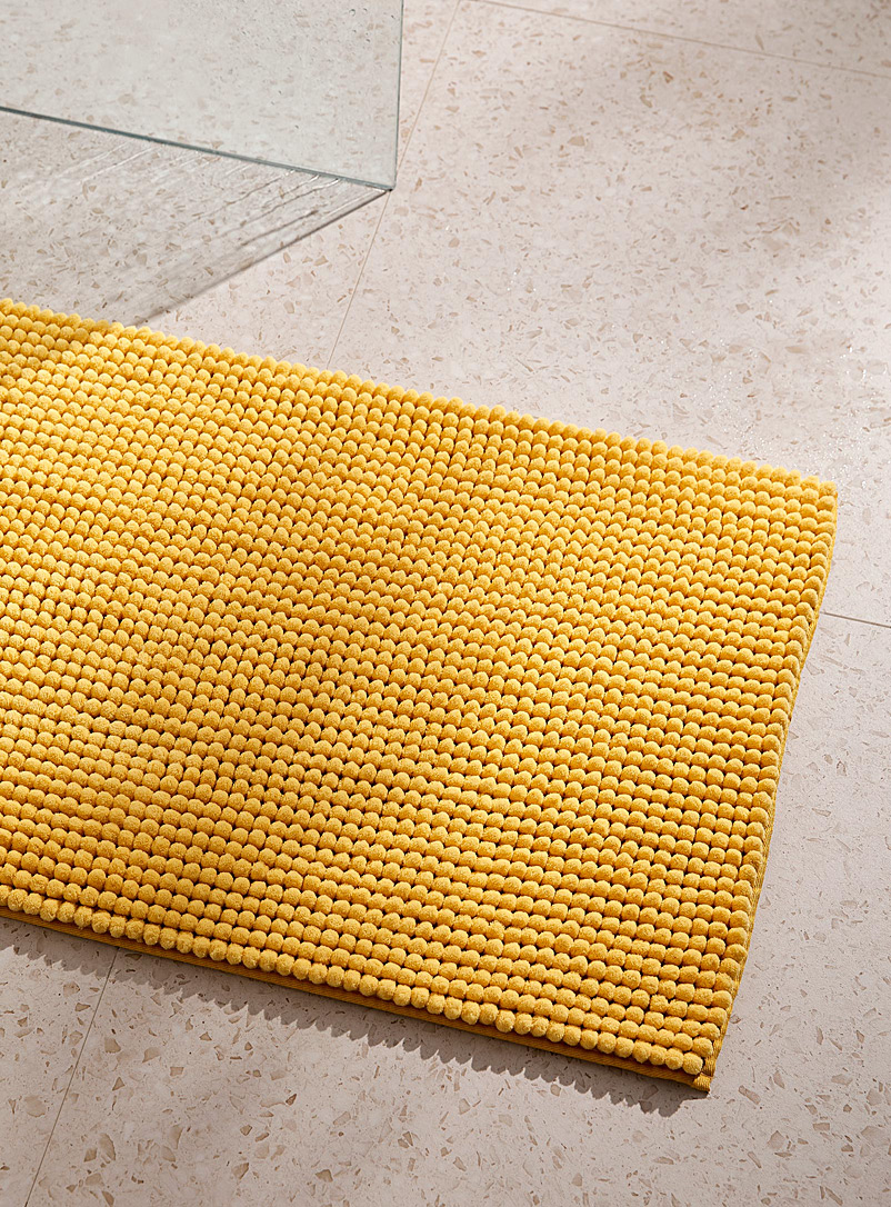 Simons Maison: Le tapis de bain polyester recyclé chenille monochrome Voir nos formats offerts Jaune doré