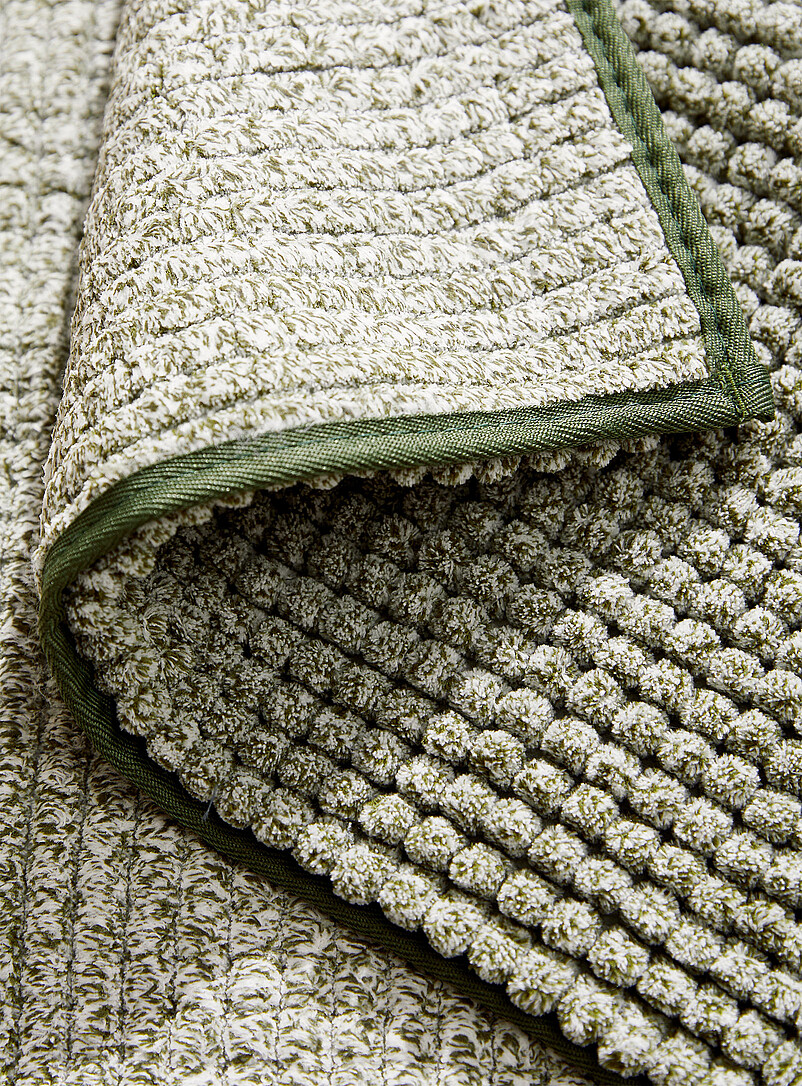 Simons Maison: Le tapis de bain chenille blanchie Voir nos formats offerts Rouge