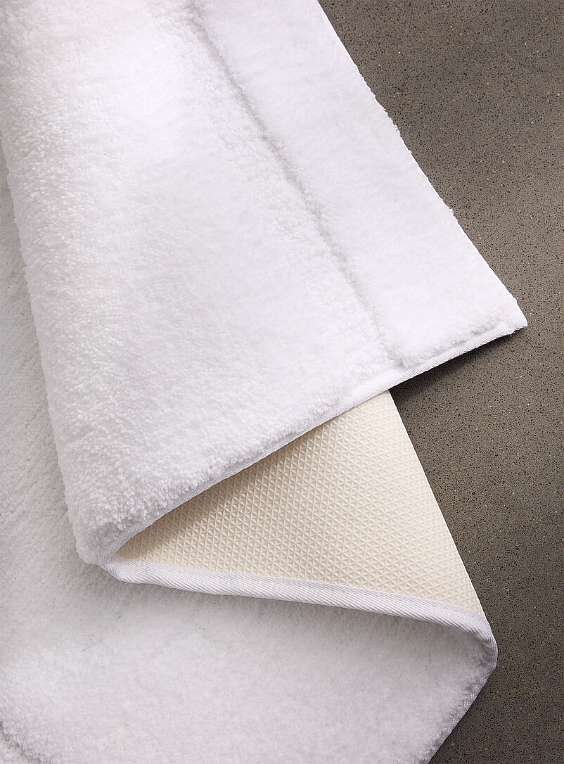 Simons Maison: Le tapis de bain douce peluche Voir nos formats offerts Noir