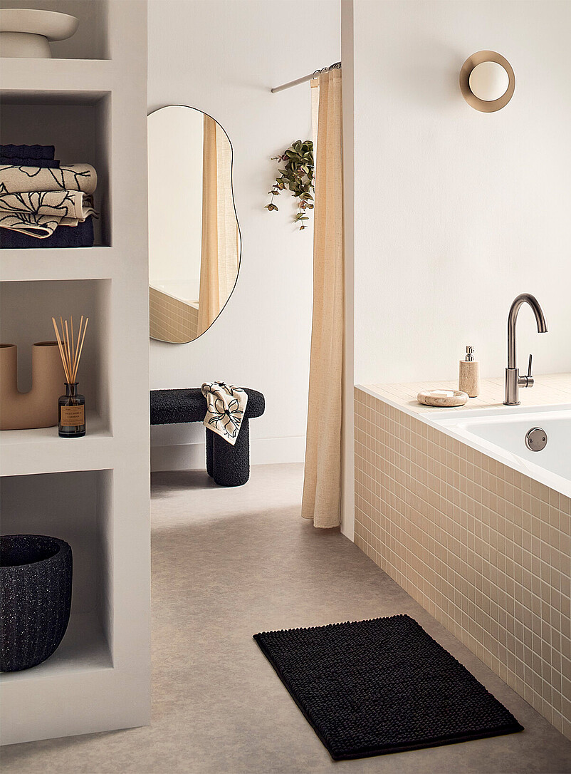Monochrome chenille bath mat See available sizes product image 3