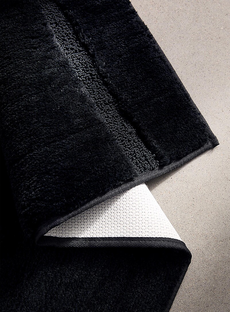 Soft plush bath mat See available sizes product image 2