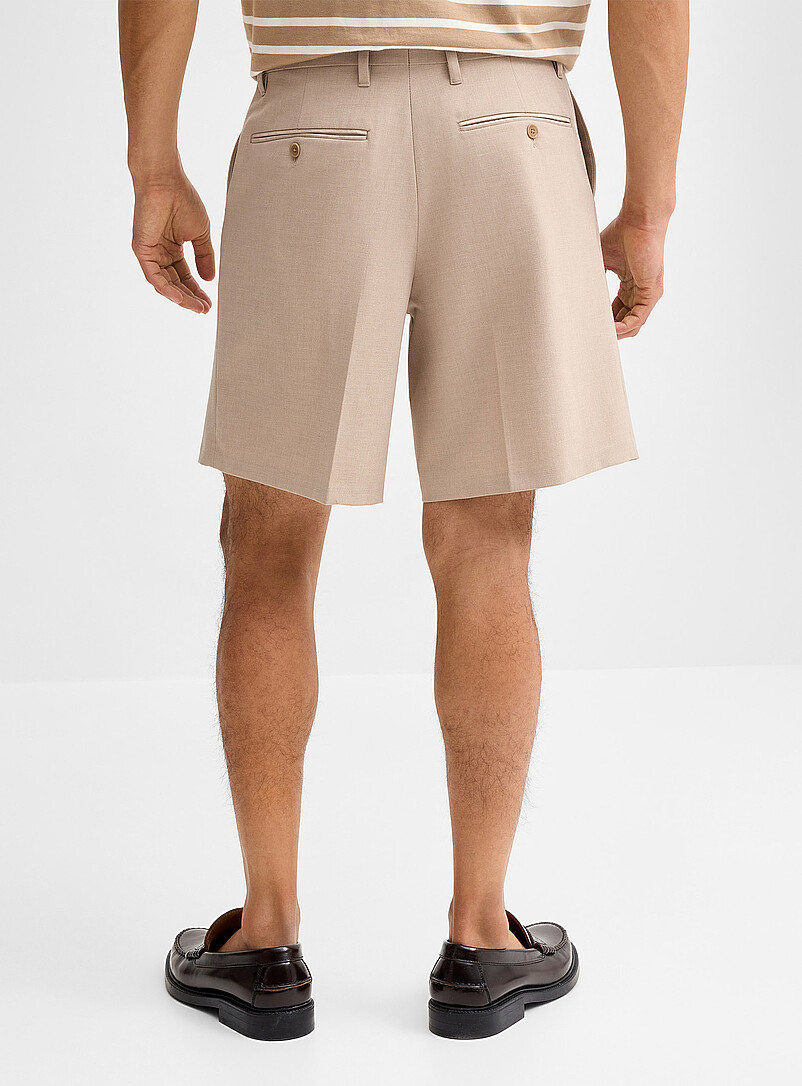 Le 31: Le short soign&eacute; <b>Longueur d'entrejambe : 23 cm (9 po)</b> Noir pour homme