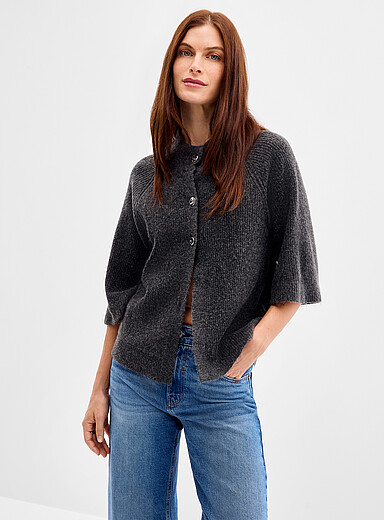 Hammered buttons raglan-sleeve cardigan