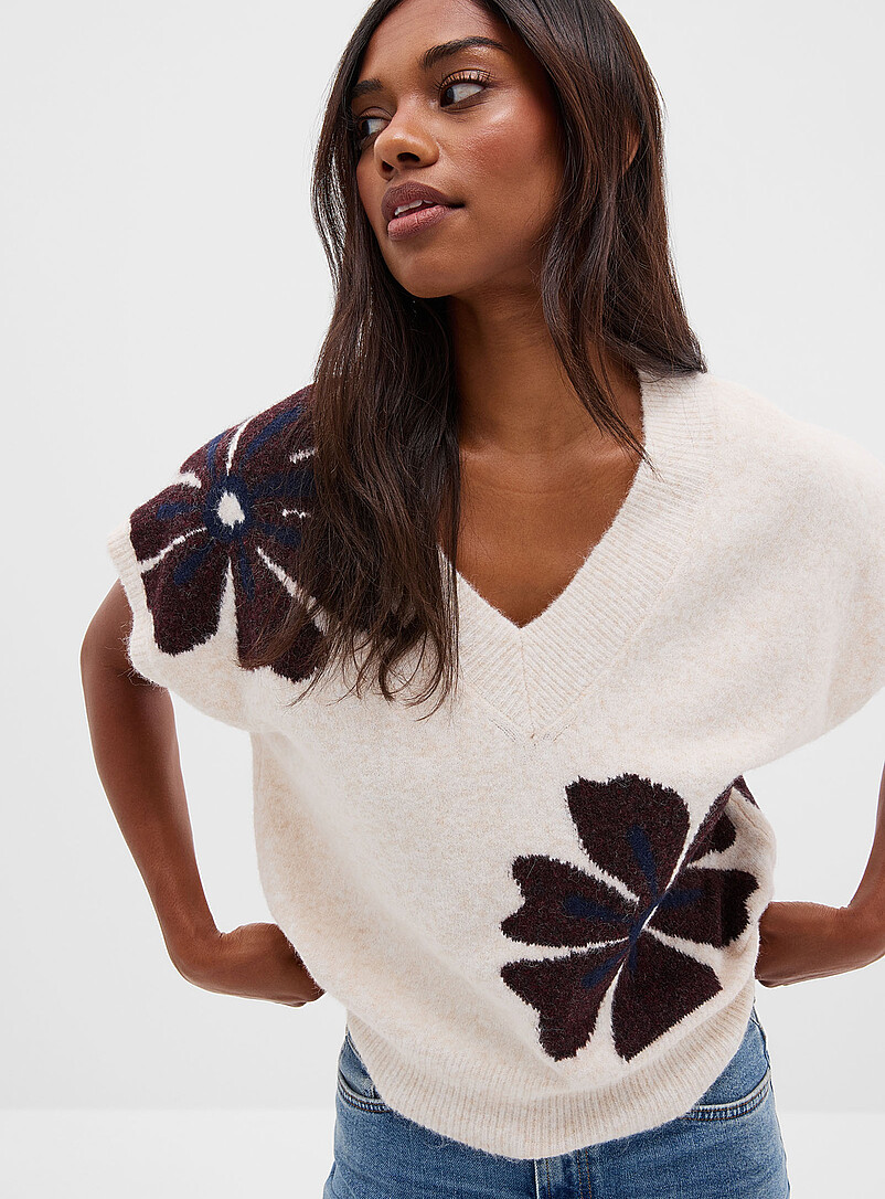 Fuzzy floral jacquard sweater vest product image (primary)