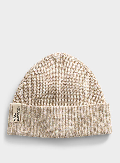 La tuque tricot c&ocirc;tel&eacute;e Noa