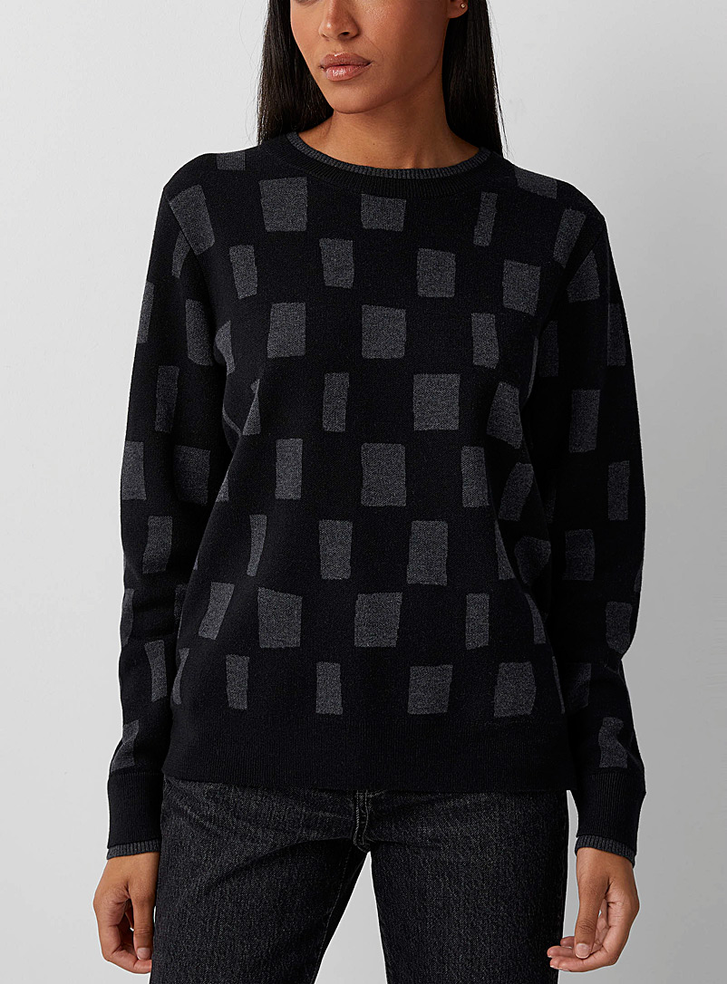 Marimekko Black Minny Iso Noppa sweater for women
