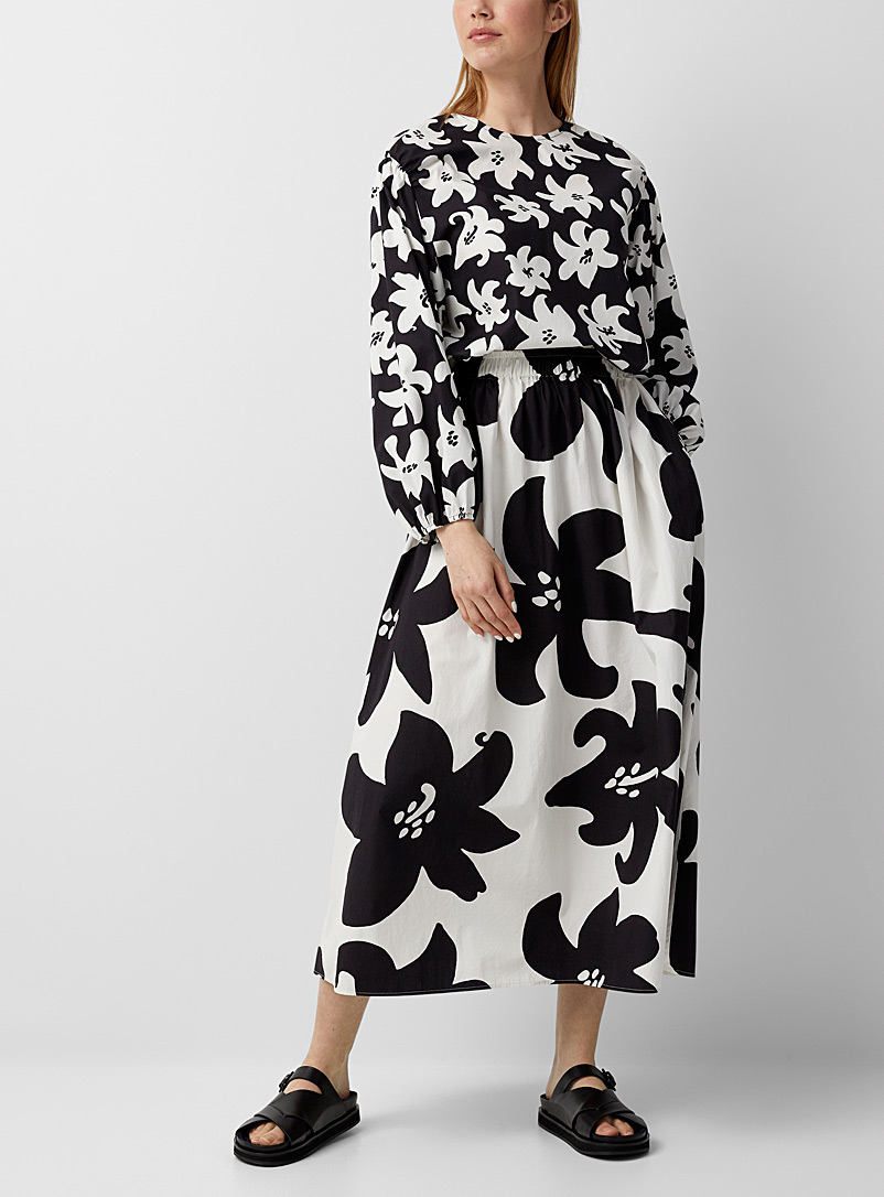 Marimekko Black and White Folka Villinarsissi skirt for women