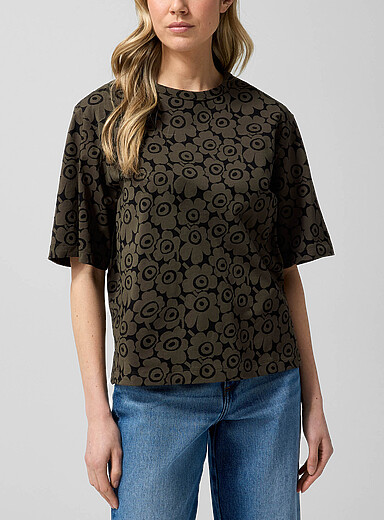 Marimekko: Le t-shirt Juulia Unikko Brun &agrave; motifs pour femme