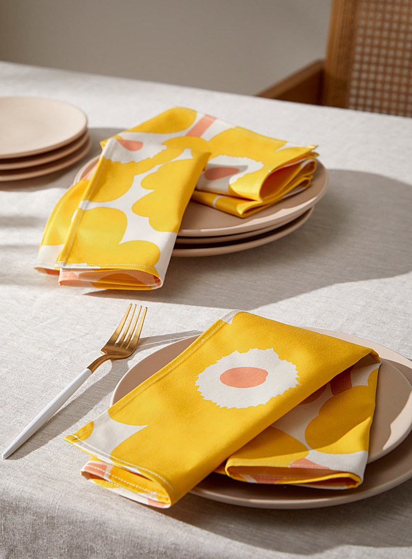 Marimekko: Les serviettes de table fleurs jaunes Unikko Ensemble de 3 Jaune à motifs