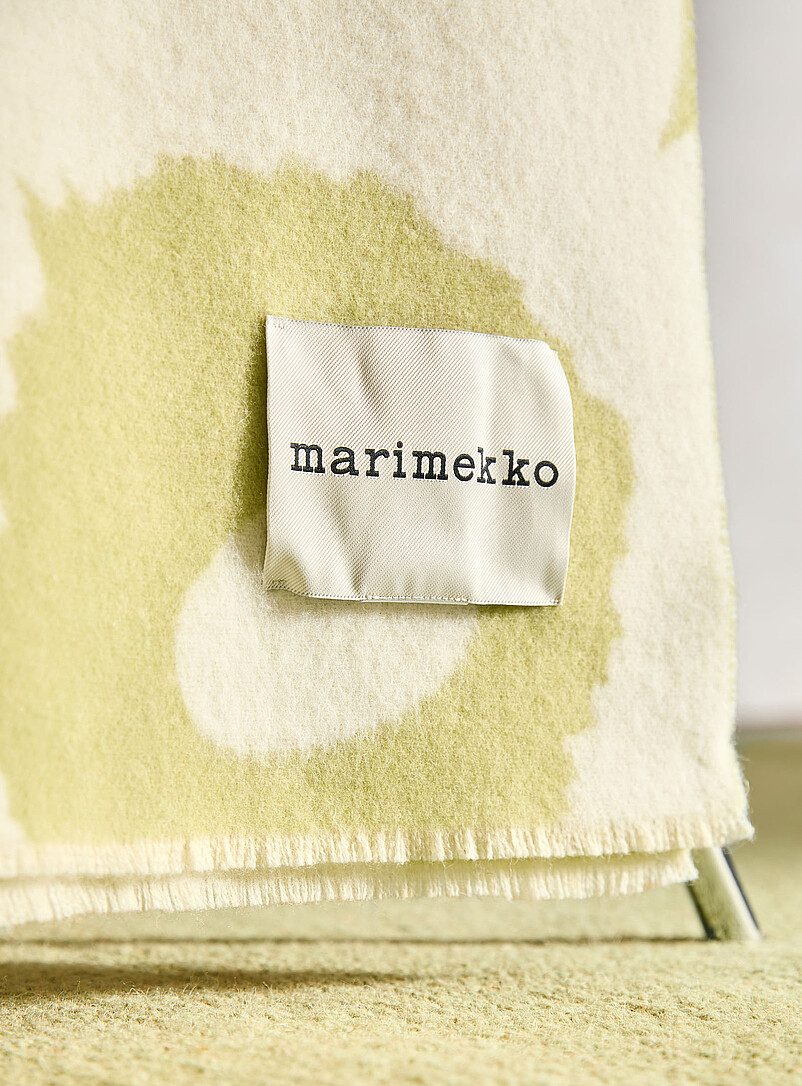 Marimekko: Le jet&eacute; r&eacute;versible Unikko Huopa vert pomme 130 x 170 cm Vert &agrave; motifs