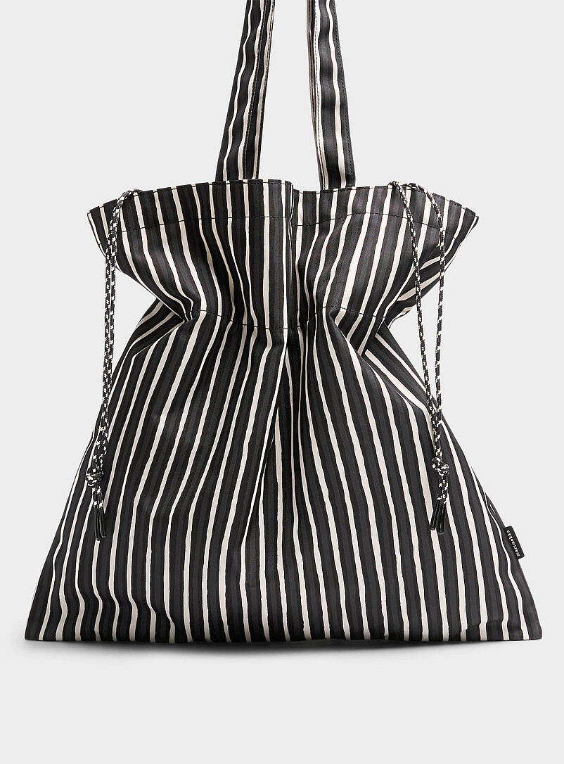 Metka Piccolo black and white tote product image 2