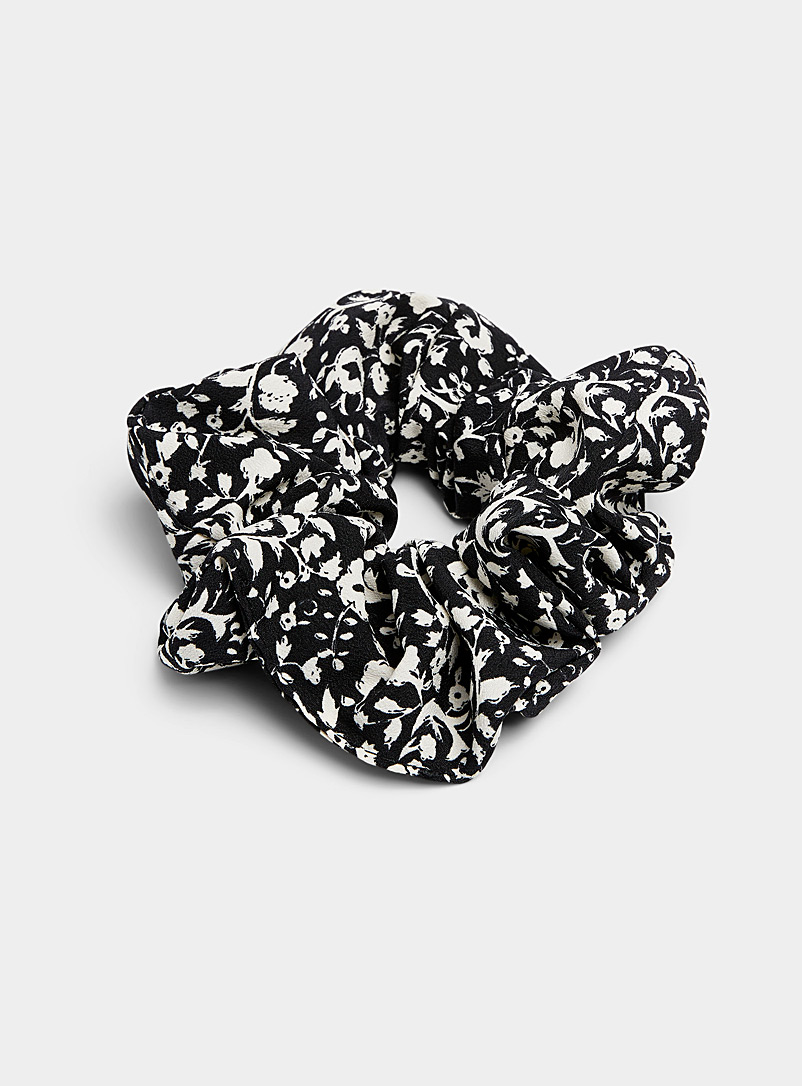 Simons Black and White White flower scrunchie for women