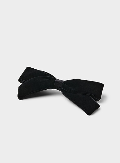 Velvet bow barrette