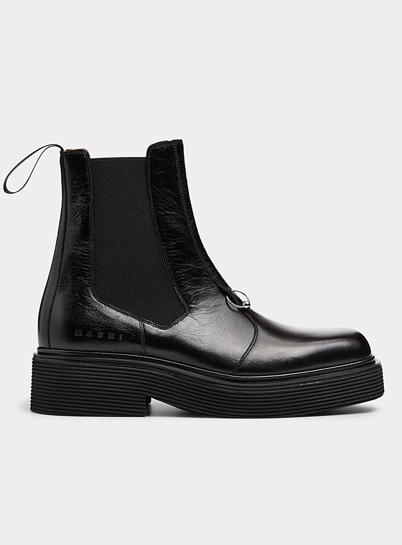chelsea boots