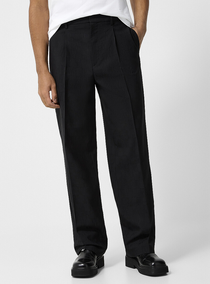 Geometric jacquard pleated pant product image 2